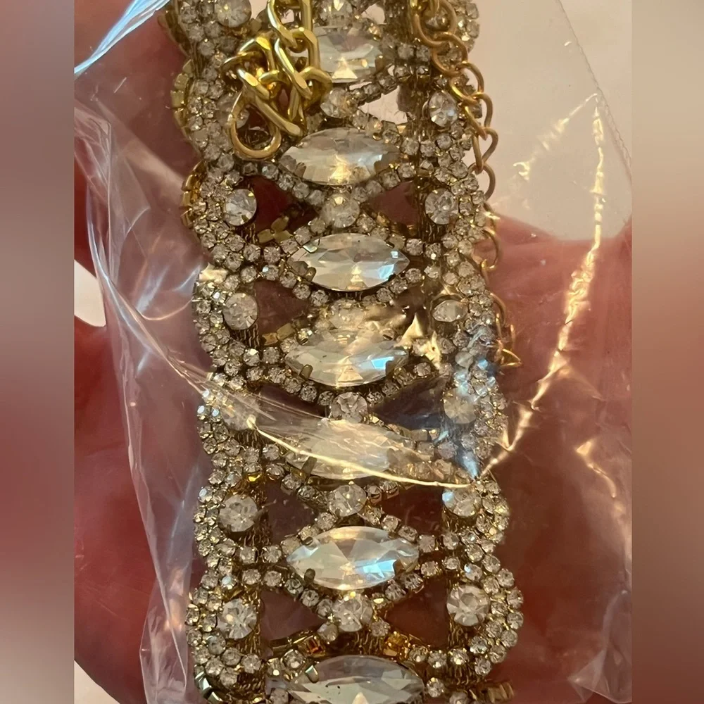 Jewel choker